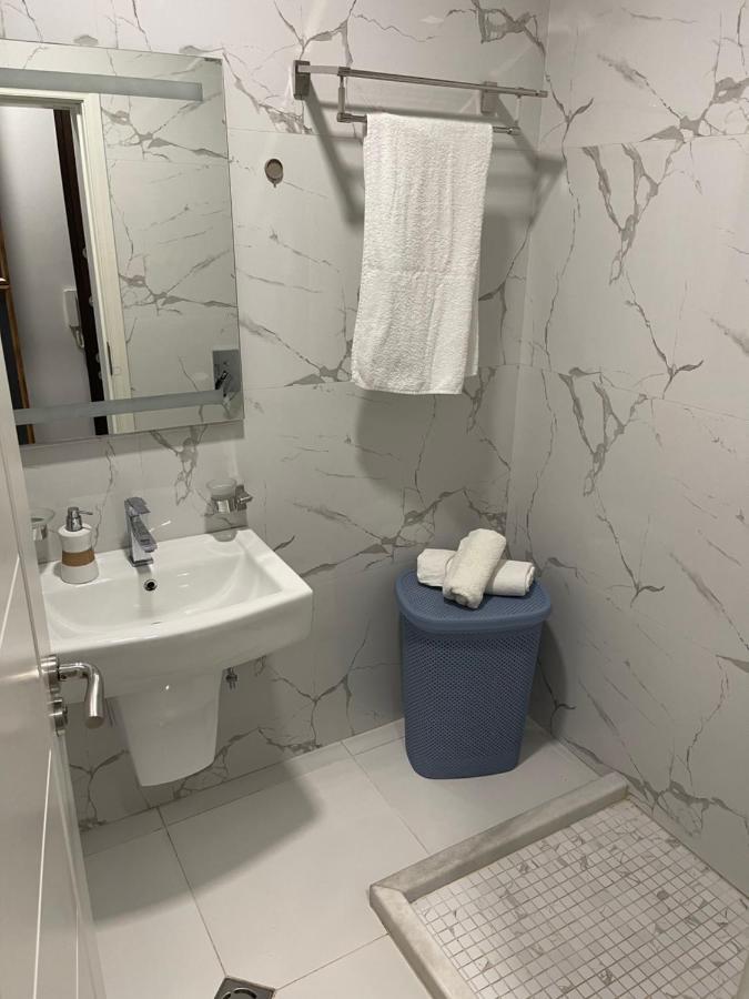 Roes Апартаменти *